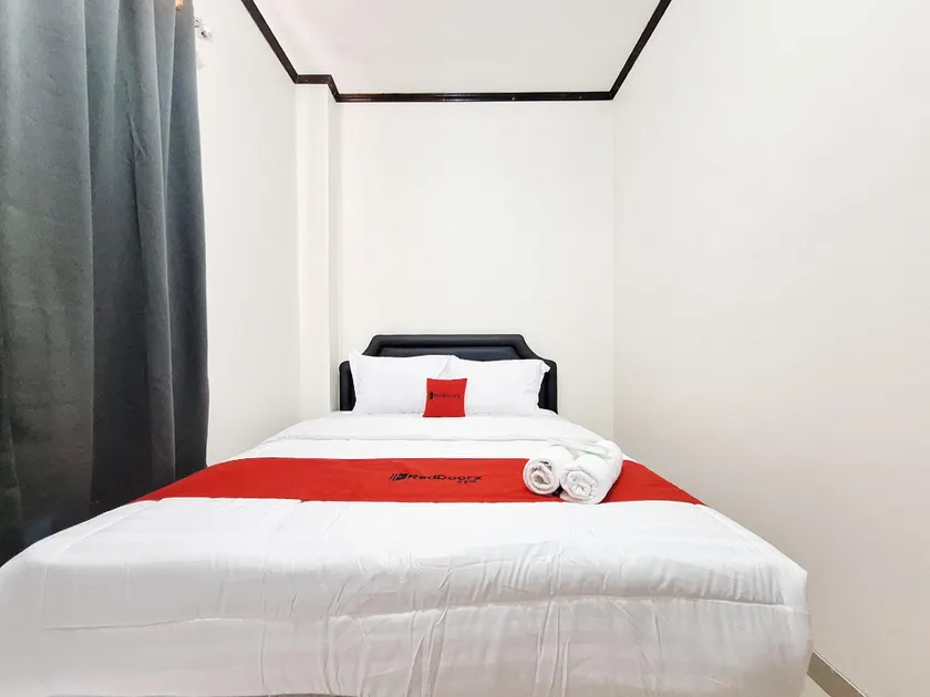 RedDoorz at Double A Guesthouse UMY - Image 1
