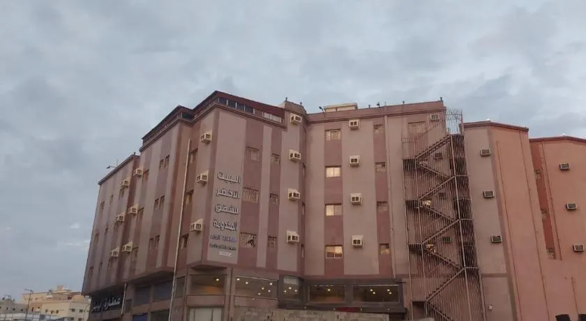 البيت الأخضر - شقق مخدومة Green House - Image 1