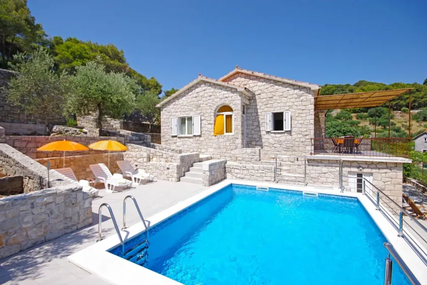 Holiday house Tonko Postira, Island Brac - Image 1