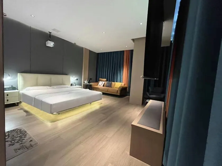 Taihua Smart Hotel - Image 1