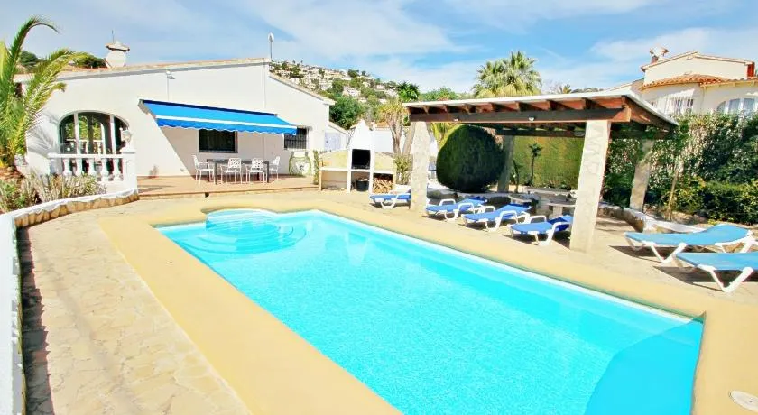 Kathrin - beautiful little house in pretty grounds with lovely views in Benissa - Image 1