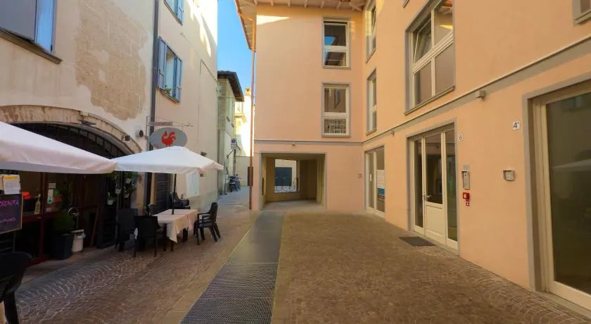 ISEO LAKE ESCAPE - 2BR, Terrace, Air Conditioning & Fast Wi-Fi - Image 1