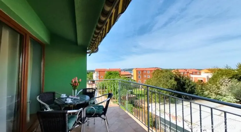 Apartment Marina - Image 1