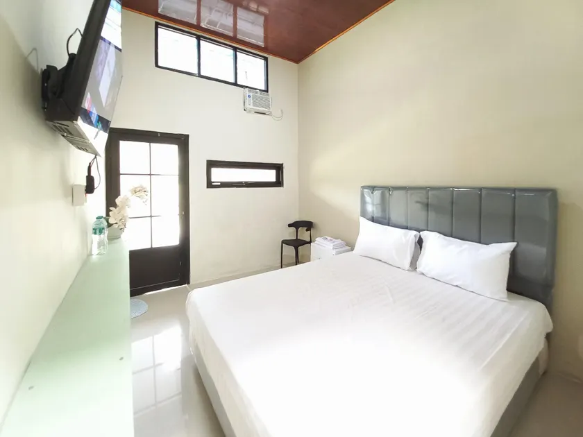 MM Homey Syariah near Taman Gajah Bolong Baureno RedPartner - Image 1