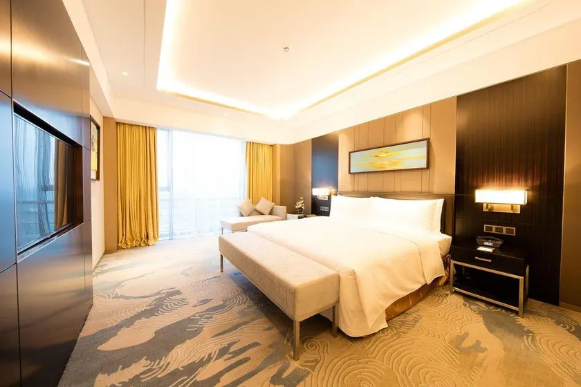 The QUBE Hotel Jingzhou - Image 1