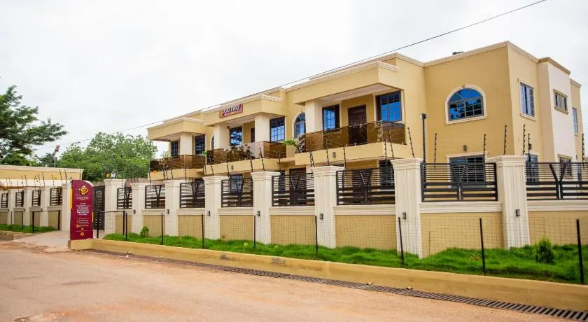 Gateway Lodge - Image 1