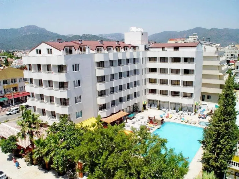 Intermar Hotel - Image 1