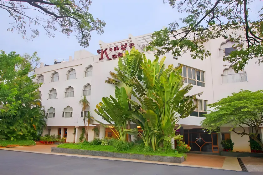Maya's Kings Kourt  - Image 1