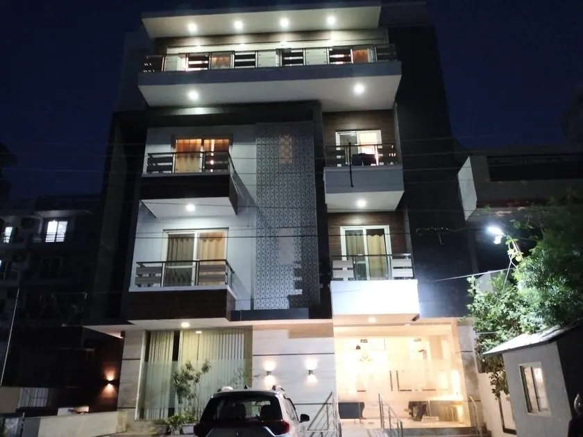 Asian Suites Cyber Park Gurgaon - Image 1