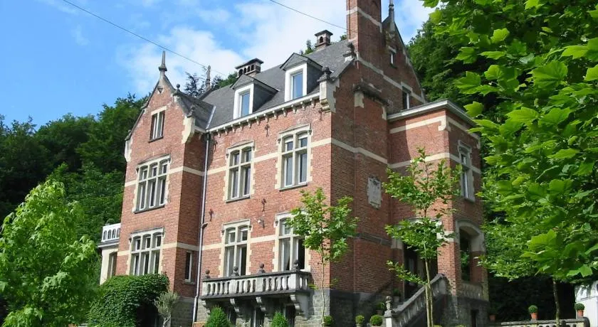 New-Castle - Image 1
