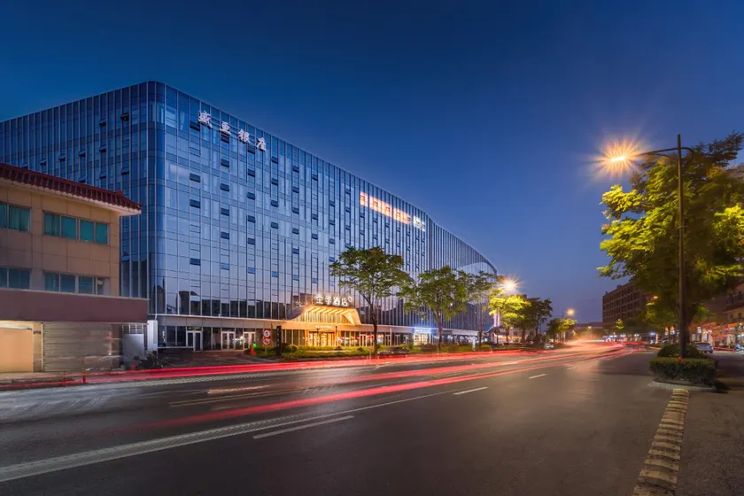 Ji Hotel Hangzhou Xiaoshan Airport Airport New World - Image 1