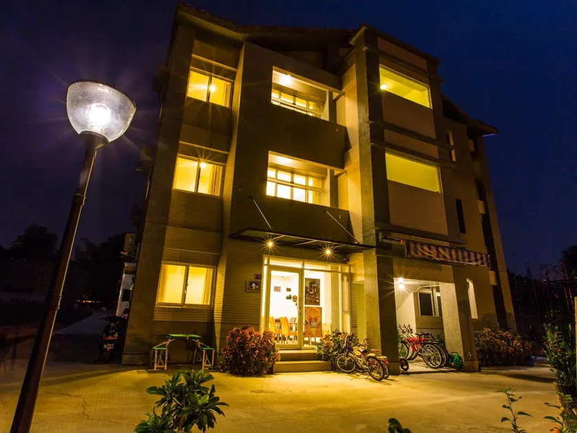 Backpacker B&B - Image 1