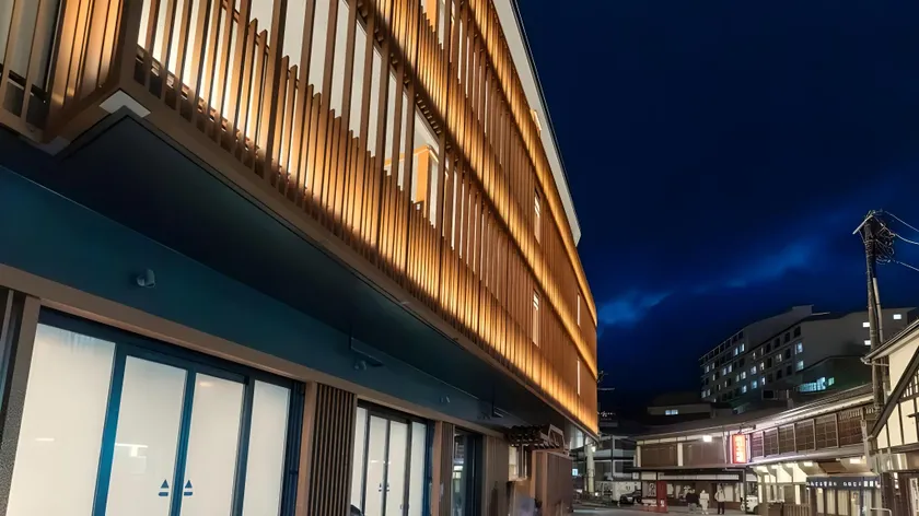 Kusatsu Onsen Yubatake Sensui - Image 1