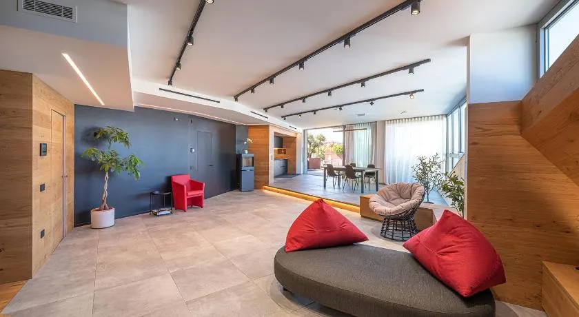 [Attico di Design] a 5 min da Centro e Fiera - Image 1