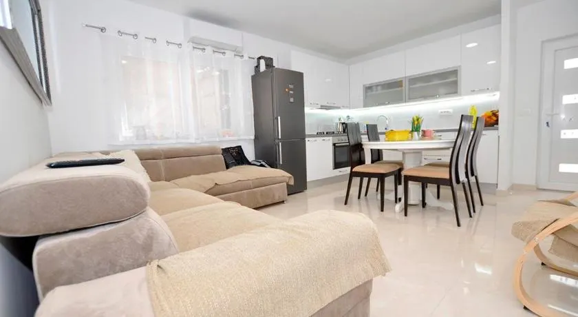Apartments Valentino - Image 1