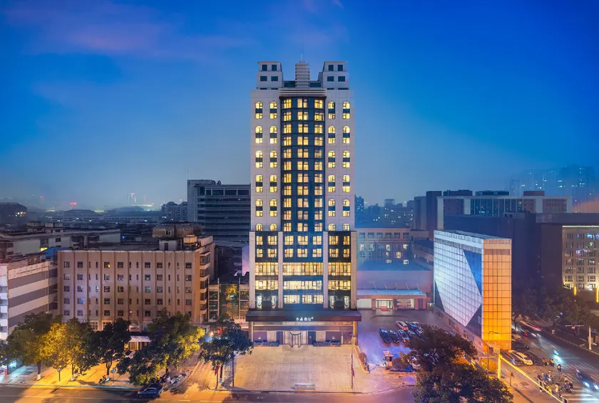 Orange Crystal Hotel Changsha Bayi Road Wuyi Square - Image 1