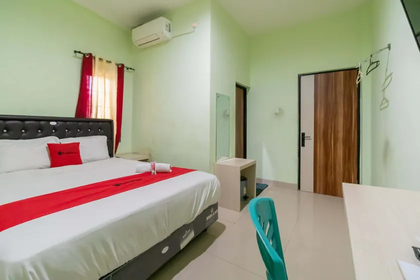 RedDoorz near Taman Wisata Alam Punti Kayu Palembang 2 - Image 1