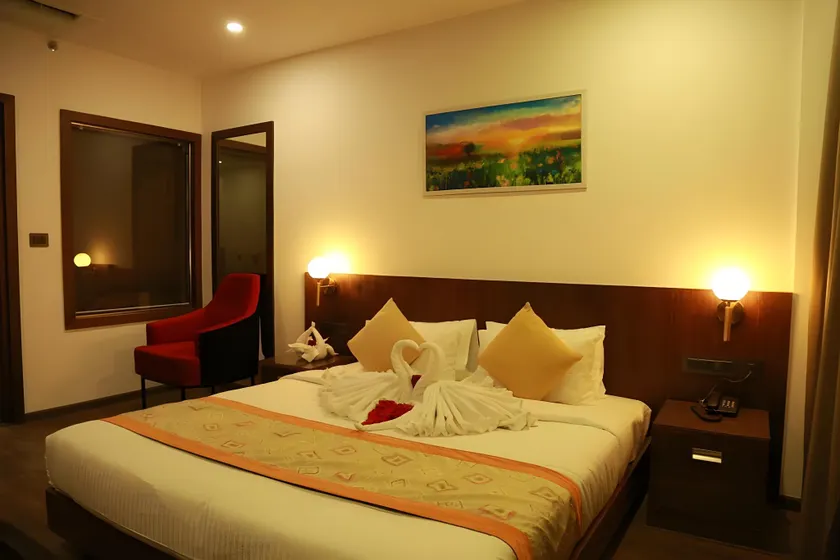 HOTEL SKY PARADISE - Image 1