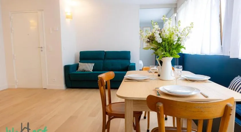 Le 15 15 très bel appartement près du Château - Image 1