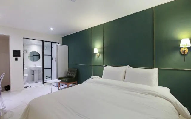 Gwangyang Hotel Urban - Image 1
