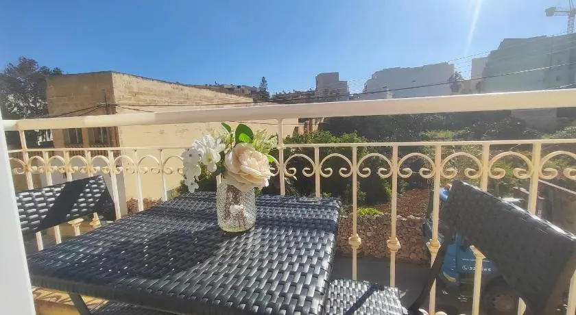 Ta'Roza Modern Apartment with Balcony & Distant Sea Views - Xaghra Gozo - Image 1