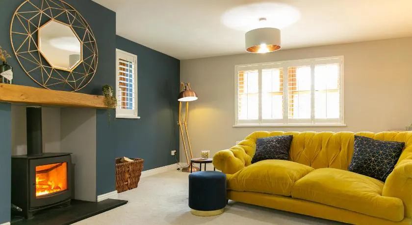 Modern Family Home - Gateway to Yorkshire - Image 1