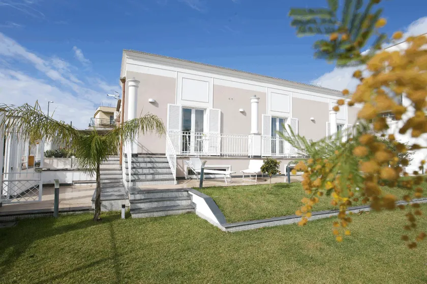 B&B Maison de Charme - Image 1