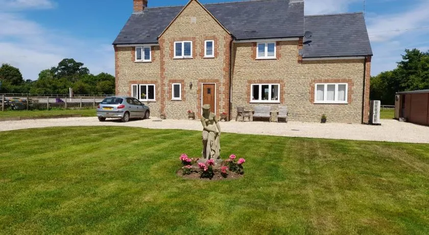 Folly Fields Farm B&B - Image 1