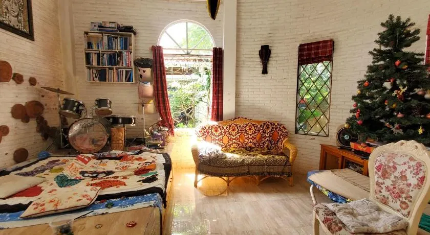 Vintage homestay Quy Nhon - Image 1