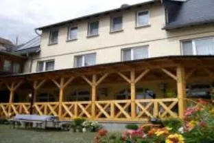 Landhotel Sperlingsberg - Image 1