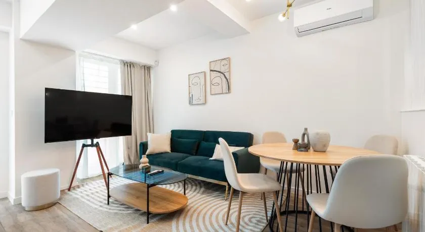apartamentos business reformados ALQUILER TEMPORAL - Image 1
