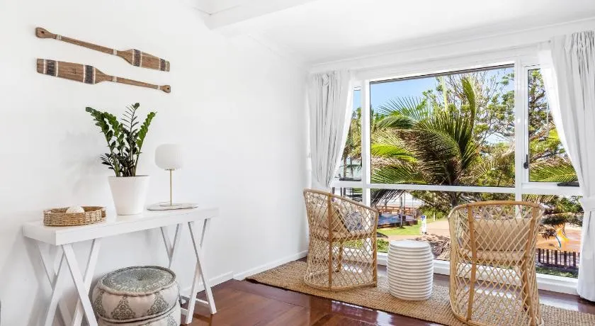 Beachfront Retreat Yeppoon - Image 1