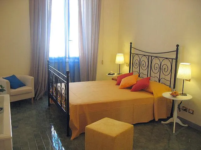 Via Boezio 33, elegant, in the center of Rome - Image 1