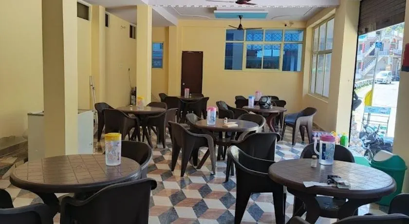 Badri Kedar Hotel And Restaurant - Image 1