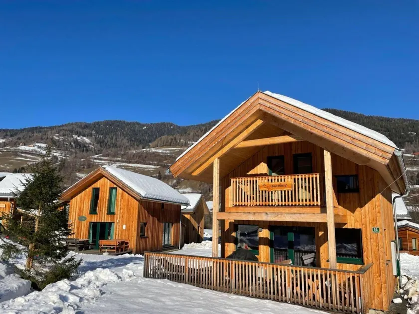 Appealing chalet near ski slope - Image 1