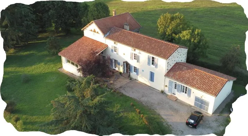 La Maison Bleue - Image 1