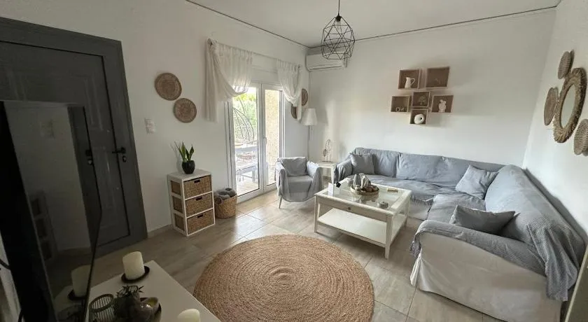 Labrini's House - Image 1