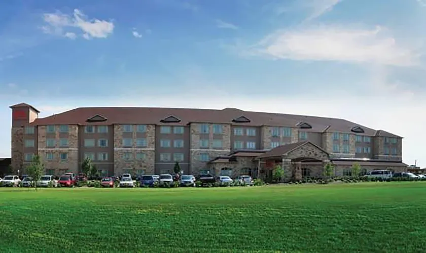 Shilo Inn Suites Hotel - Image 1