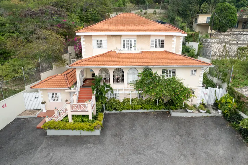 Jasmine Inn - Image 1