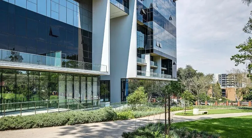 Deluxe Self-Catering Apartment | Park Central - Image 1