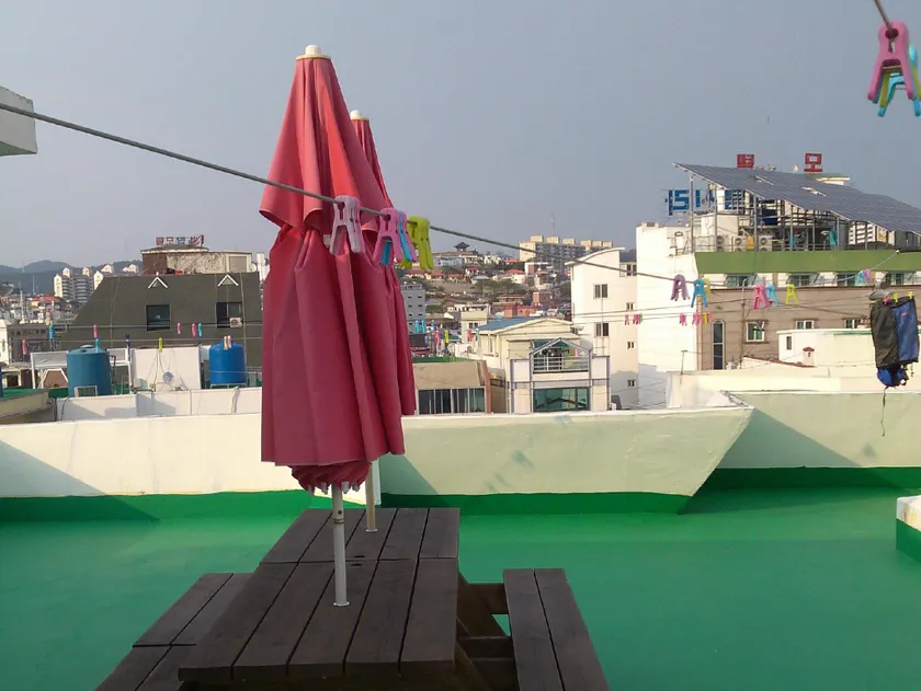 MnB Guesthouse - Image 1