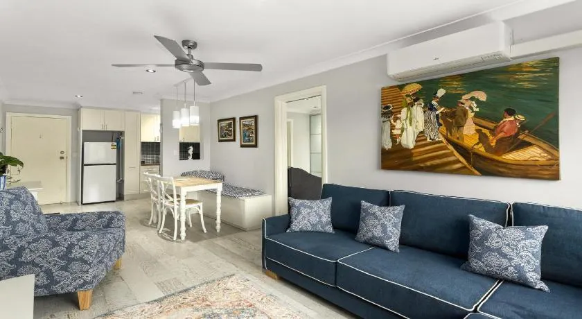 Seas The Dream Ettalong Beach - Image 1