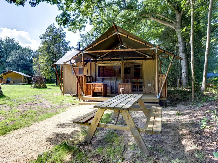 Glamping Tent in Tranquil Park - Image 1