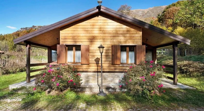 Chalet \"Casa Bucaneve\" mit Bergblick, WLAN & Garten - Image 1