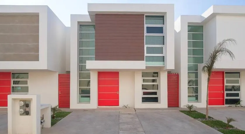 Casa moderna y elegante en el corazón de Ensenada! - Image 1
