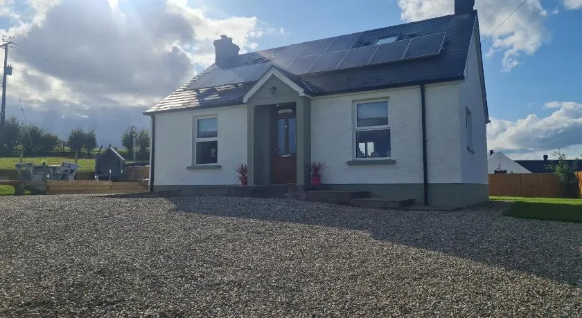 Kingarrow Cottage - Image 1