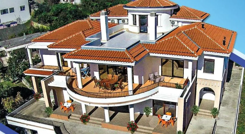 Apartments Kan - Image 1