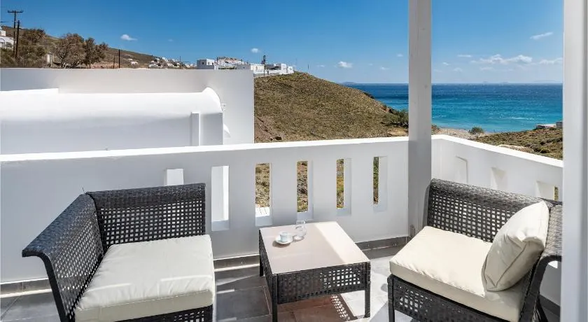 Remezzo Aqua Blue Maisonette - Image 1