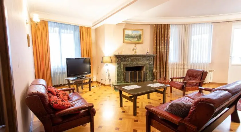 Suite Penthouse 55 - Image 1