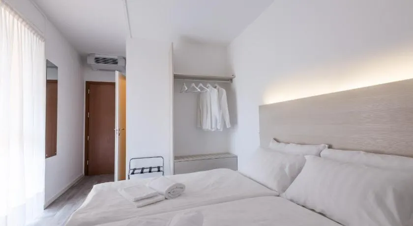 Hotel Internazionale Luino - Image 1